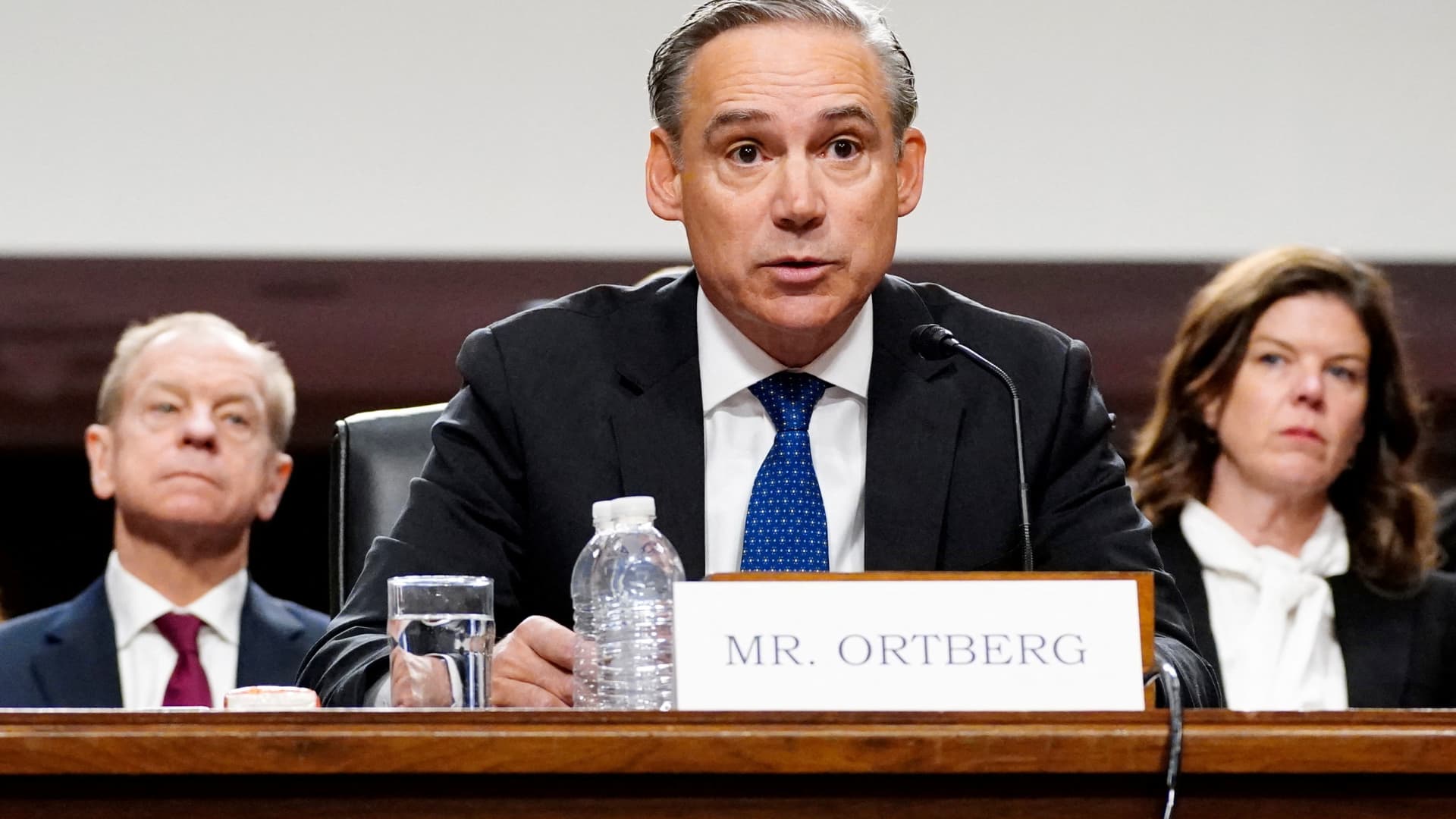 Boeing CEO Pressed by Senate to Detail Plane Maker’s Recovery