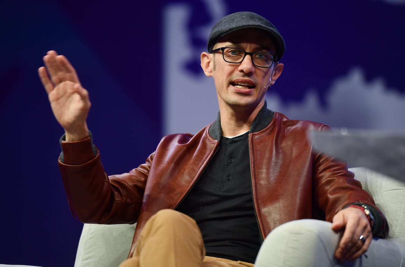 Viral Shopify CEO Mandates AI For All Employees