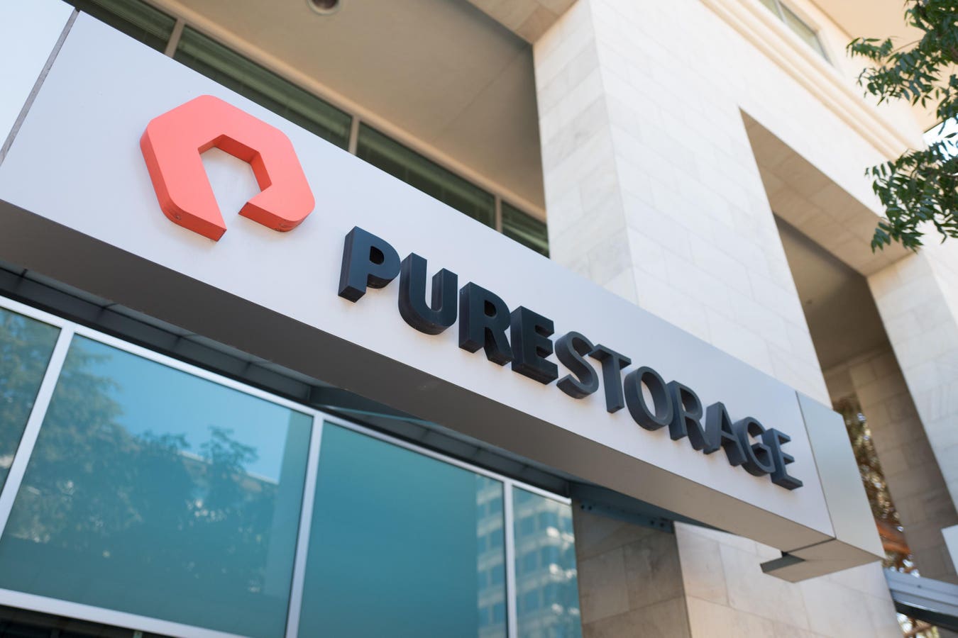 Pure Introduces Products For Post AI Training World