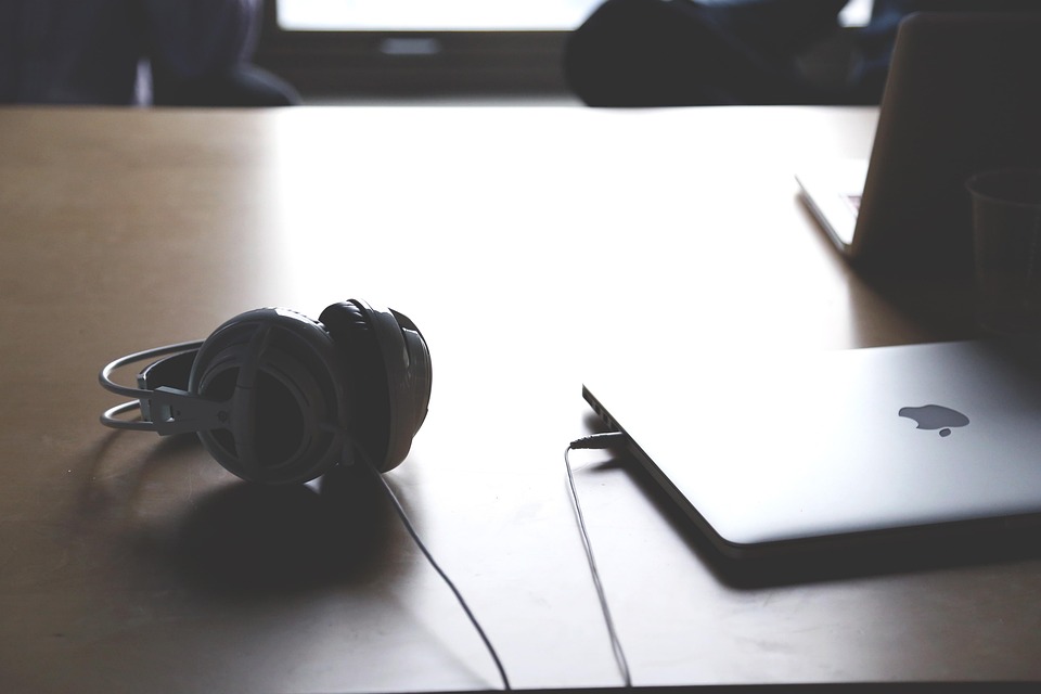 Creating a Stress-Free Zone: How to Design a Healthy and Supportive Work Environment