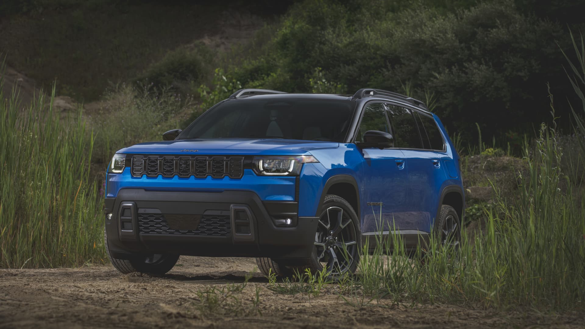 Stellantis unveils Jeep Cherokee as brand tries to reverse declines