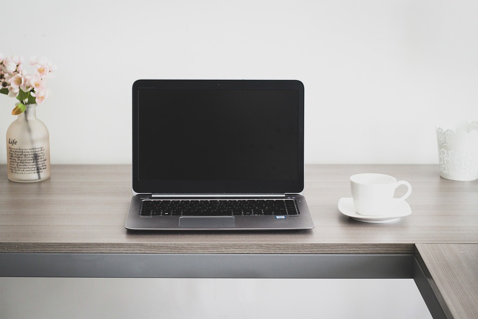 The Resilient Workplace: How to Build a Culture that Can Withstand and Thrive in the Face of Change