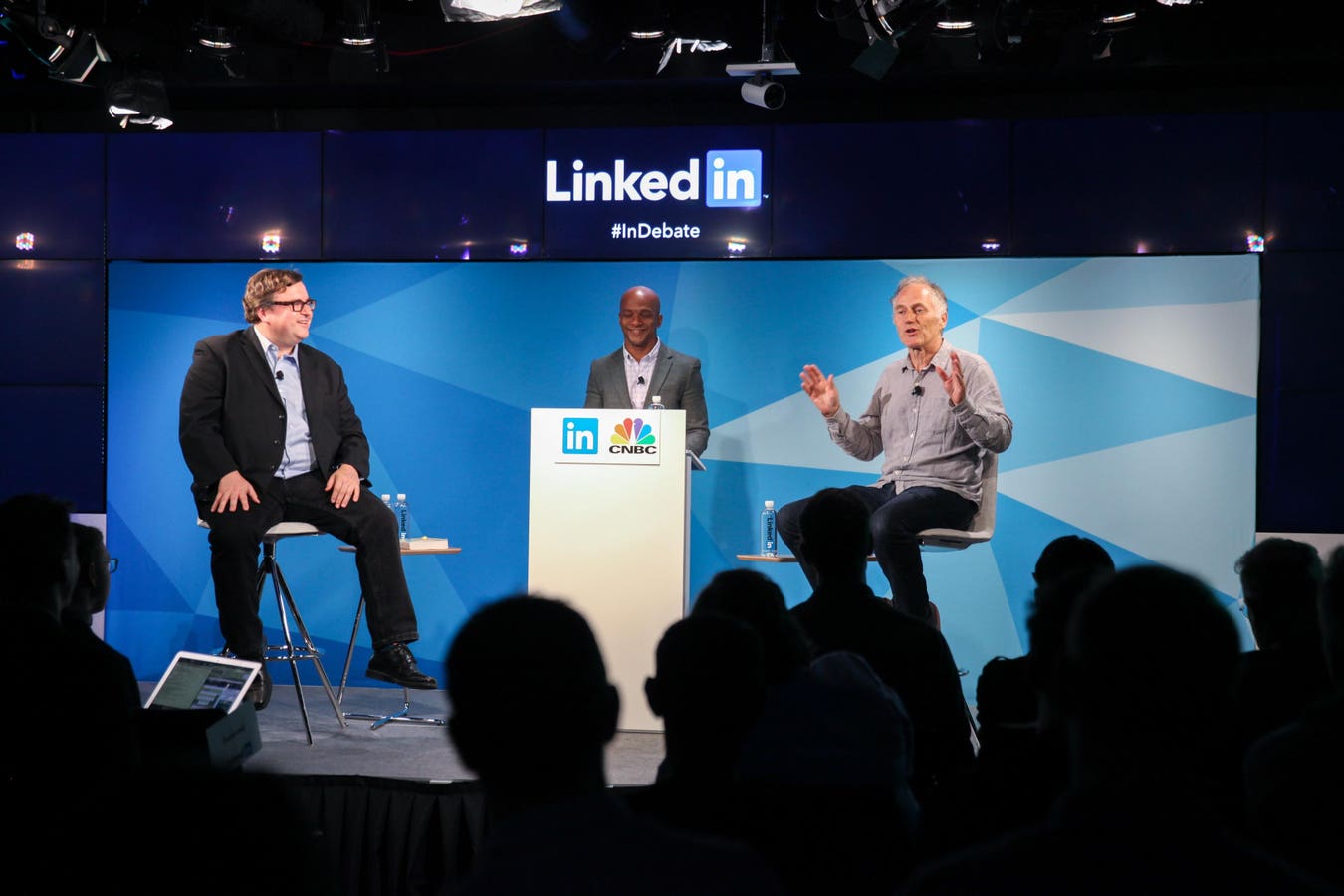 How Professionals are Using LinkedIn Summaries to Boost Visibility