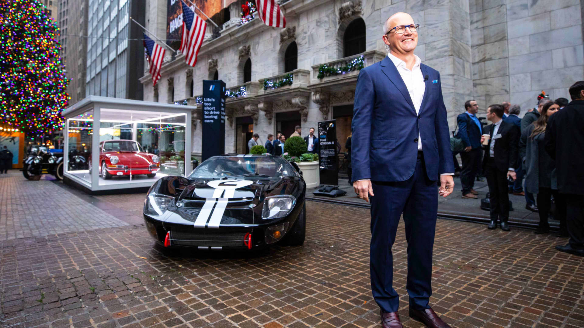 Classic-car auctions hit .8 billion this year, set for strong 2026