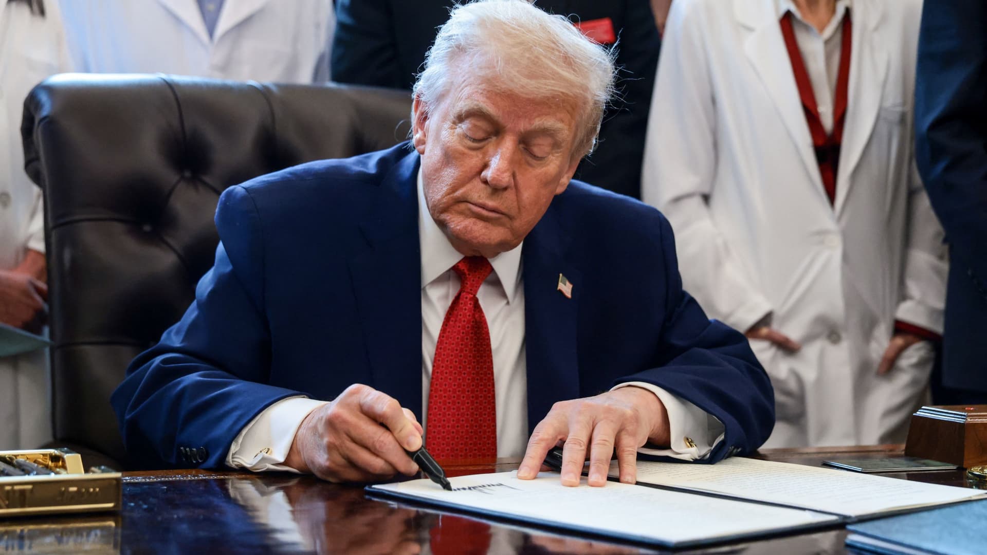 How donors, access and polls led Trump to reclassify marijuana