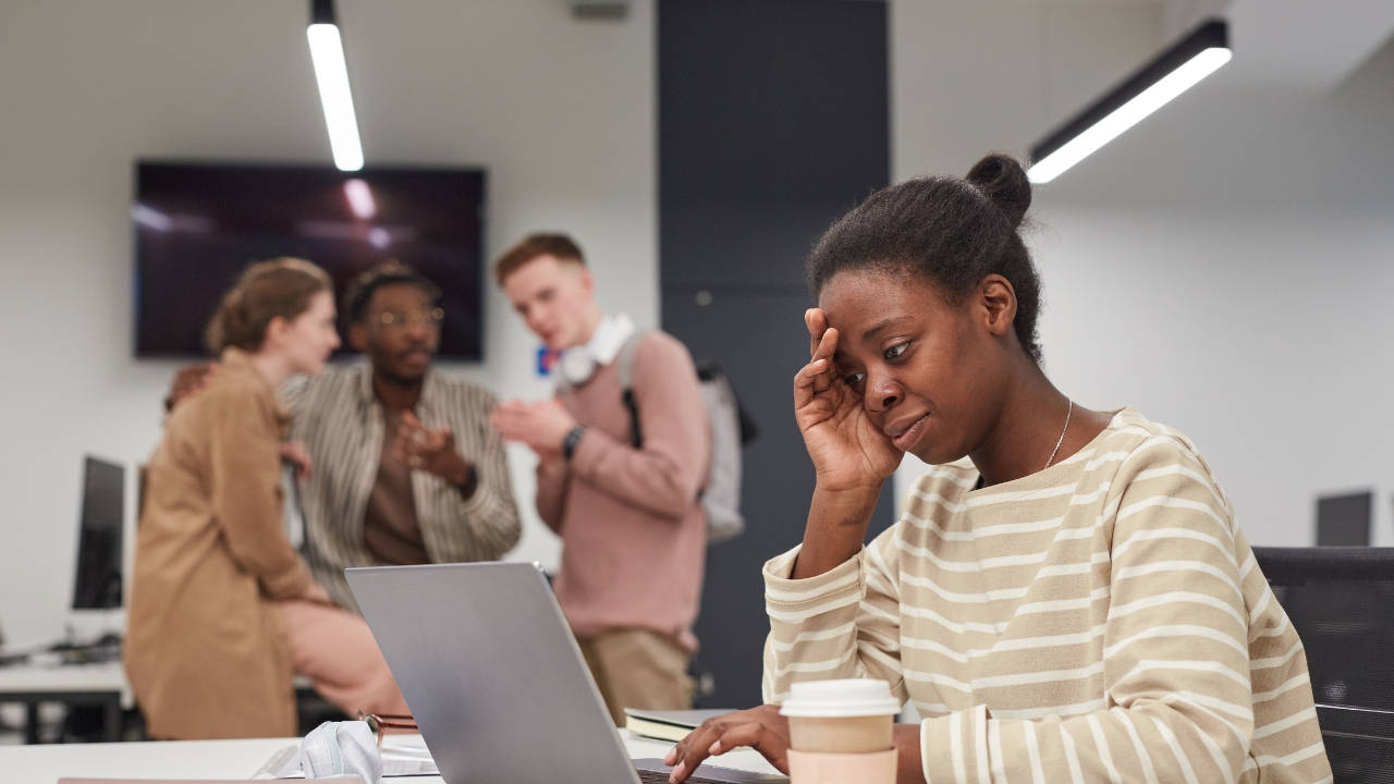 Mid-Career Stagnation: Practical Steps to Reignite Career Growth and Advancement