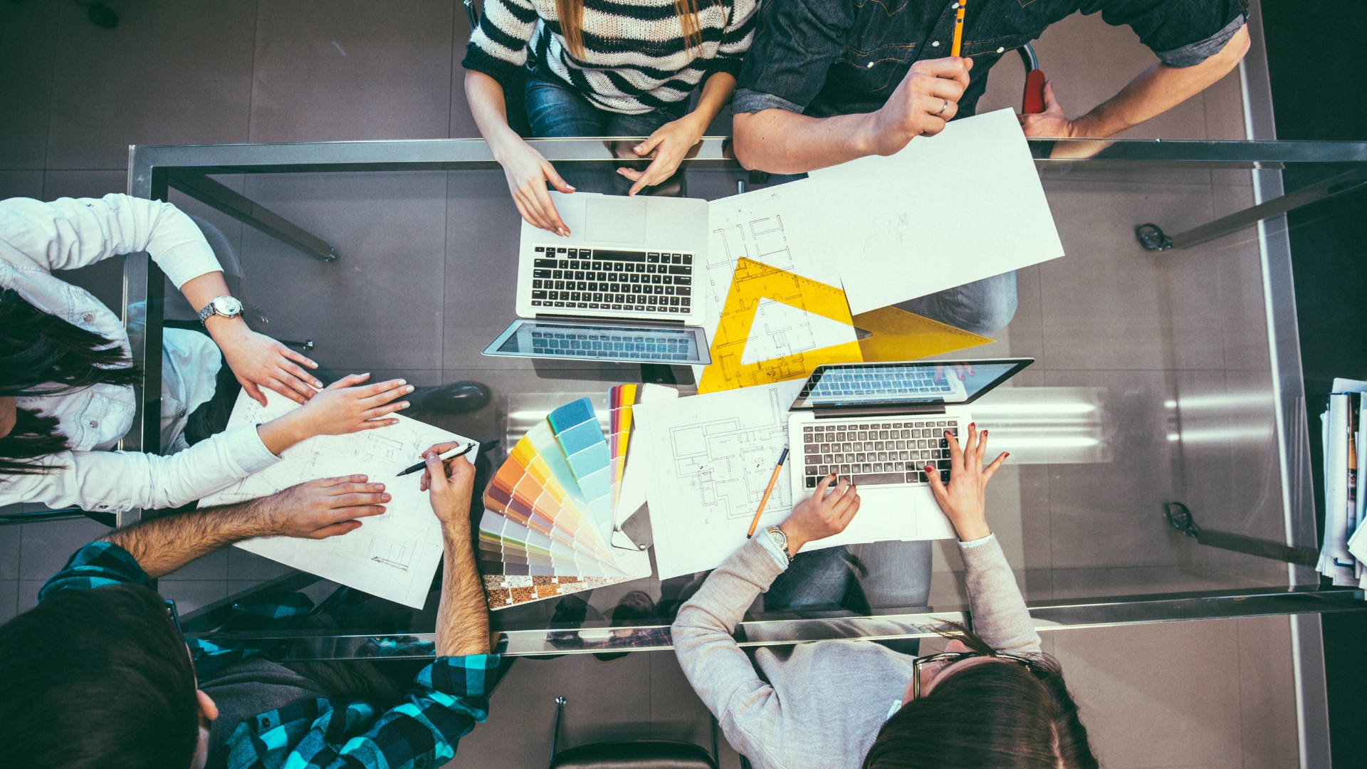 Knowledge Management Systems Are Reshaping Workplace Productivity