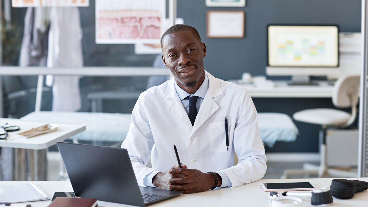 Why Leaders Who Listen to Frontline Employees Make Better Business Decisions