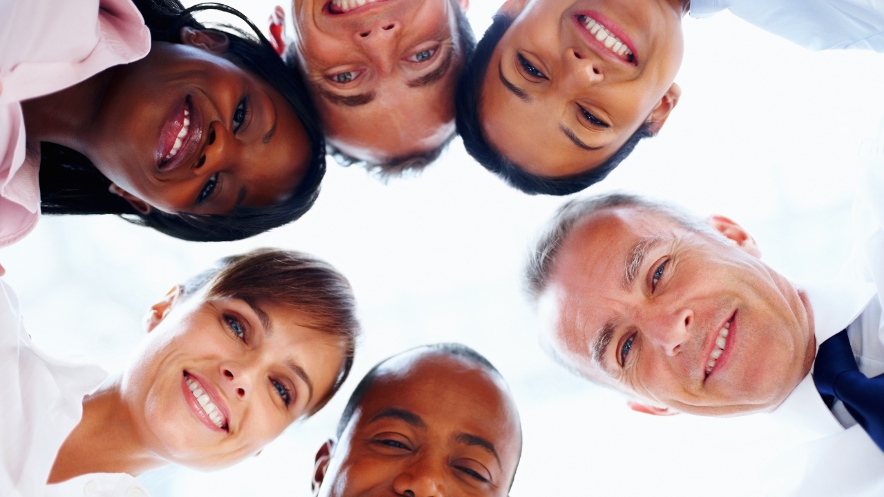 Employee Volunteer Programs and Their Impact on Community Engagement and Organizational Culture