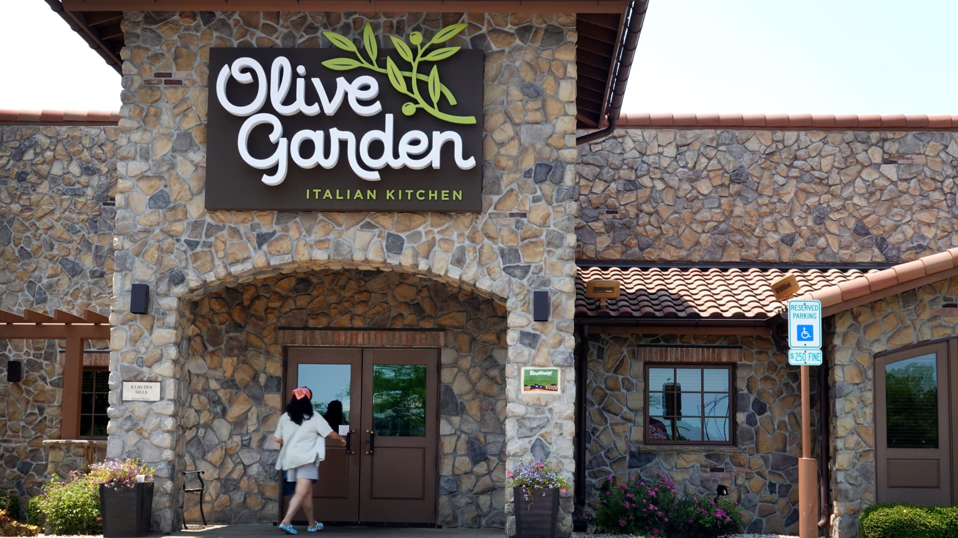 Darden Restaurants Q2 2025 Earnings