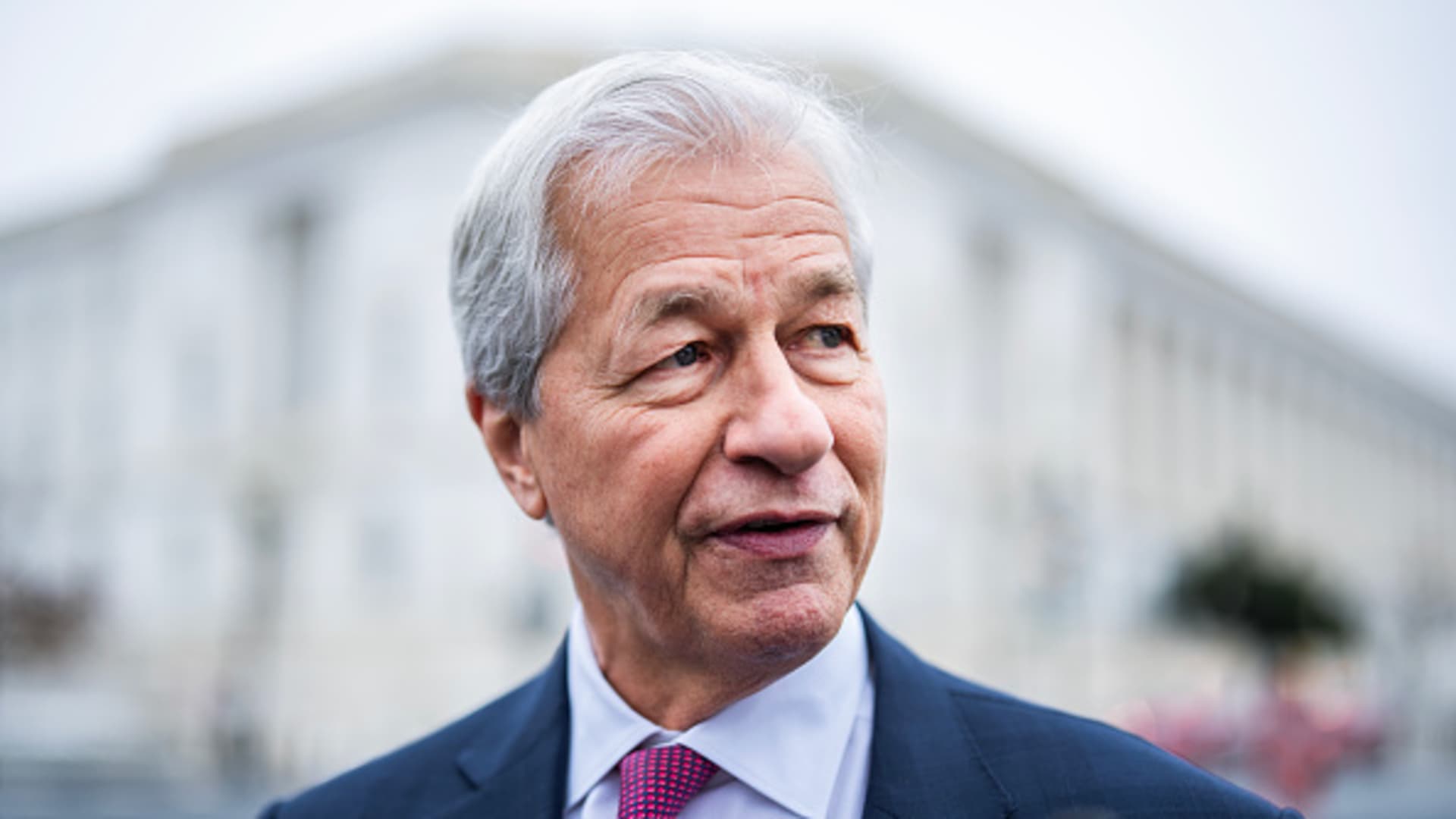 Jamie Dimon Calls US Government ‘Inefficient’, Touts Elon Musk’s DOGE Effort