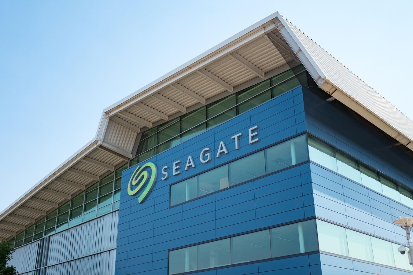 Seagate Debunks Misrepresented Used Hard Disk Drive Sales