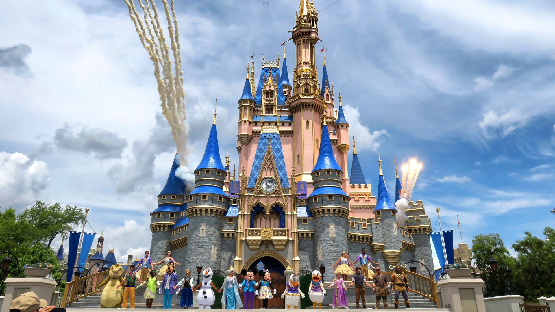 Disney Q2 2025 Earnings Disney Q2 2025 Earnings