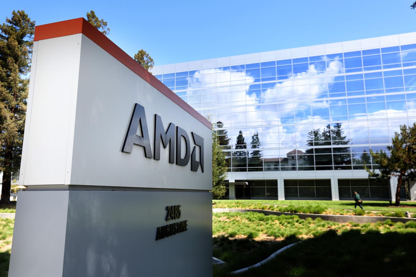 AMD Closes Gap With Nvidia’s H200 GPU in MLPerf Benchmarks AMD Closes Gap With Nvidia’s H200 GPU in MLPerf Benchmarks