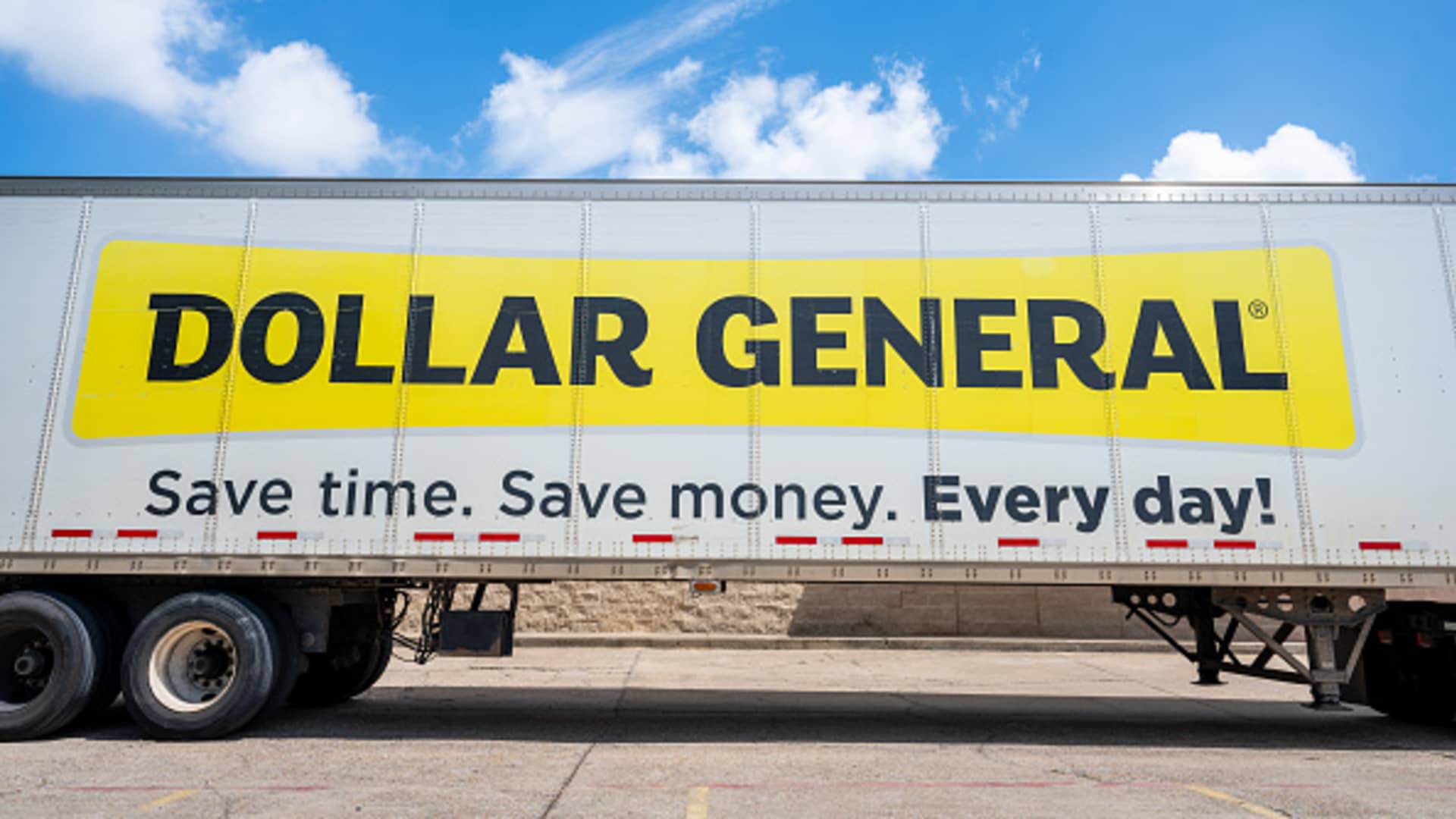 Dollar General Q1 2025 Earnings Report Dollar General Q1 2025 Earnings Report